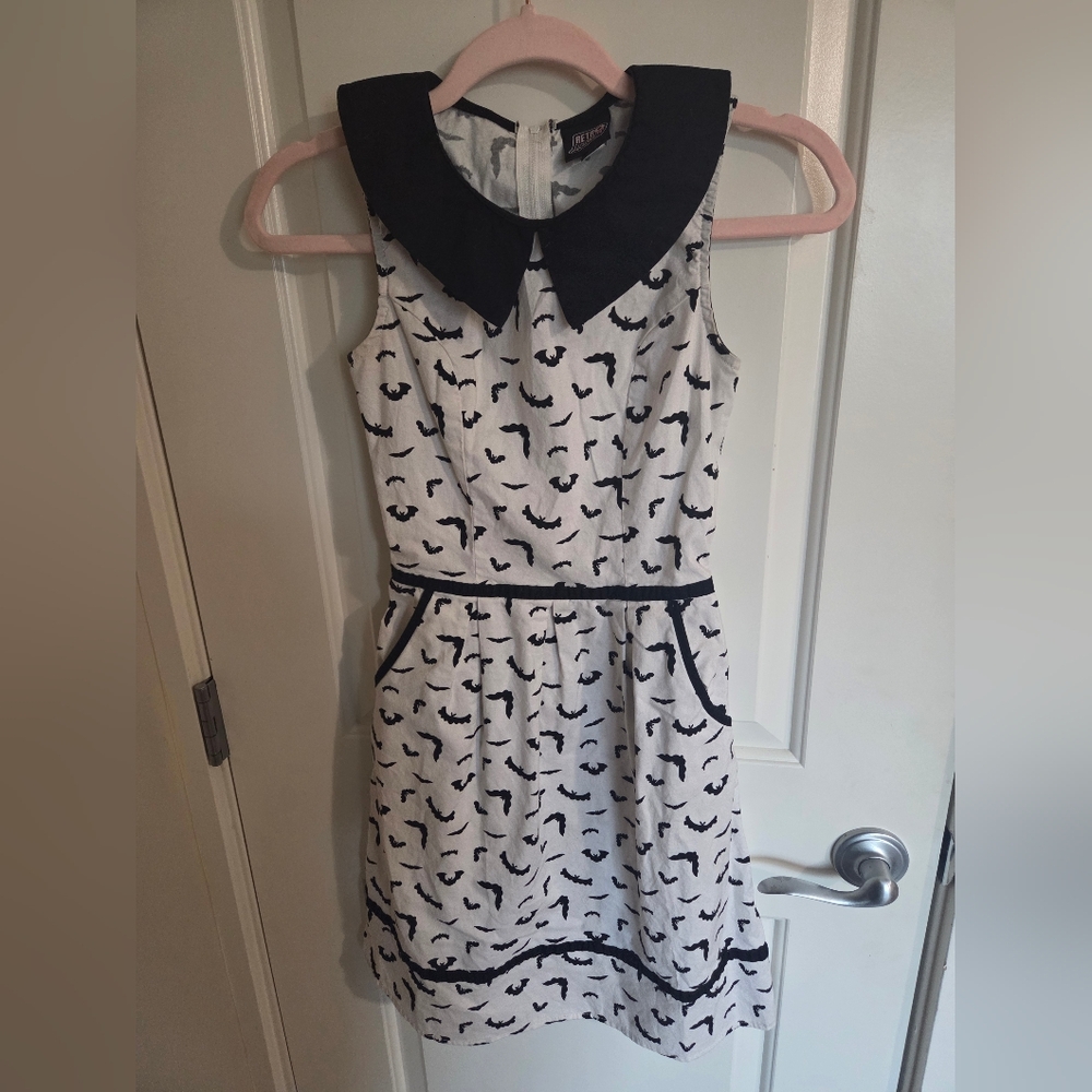 Unique Vintage Retrolicious Black and White Bats Collared Retro Dress - Picture 2 of 4